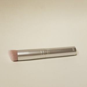 RMS Beauty Skin2skin Foundation Brush 30F